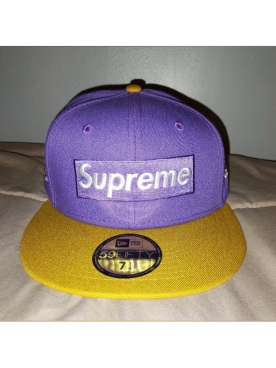 Supreme Other - Supreme Hat Purple + Gold New Era Two-Tone Box Logo Fitted Cap SS22 NWT 7 1/4